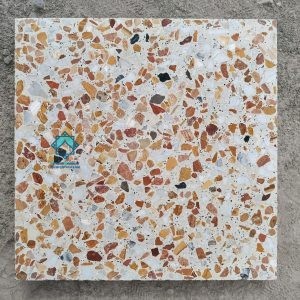 تصویر نمونه خرید موزاییک الوان فرنگی نمره 3 قرار گرفته بر روی زمین