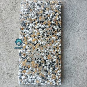 نمای یک نمونه خرید موزاییک واش بتن 30 در 60 ترکی که بر روی زمین قرار گرفته است