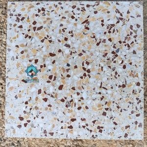 نمونه خرید موزاییک الماسی رنگارنگ نمره 2 سی در سی قرار گرفته روی زمین نمای بالا